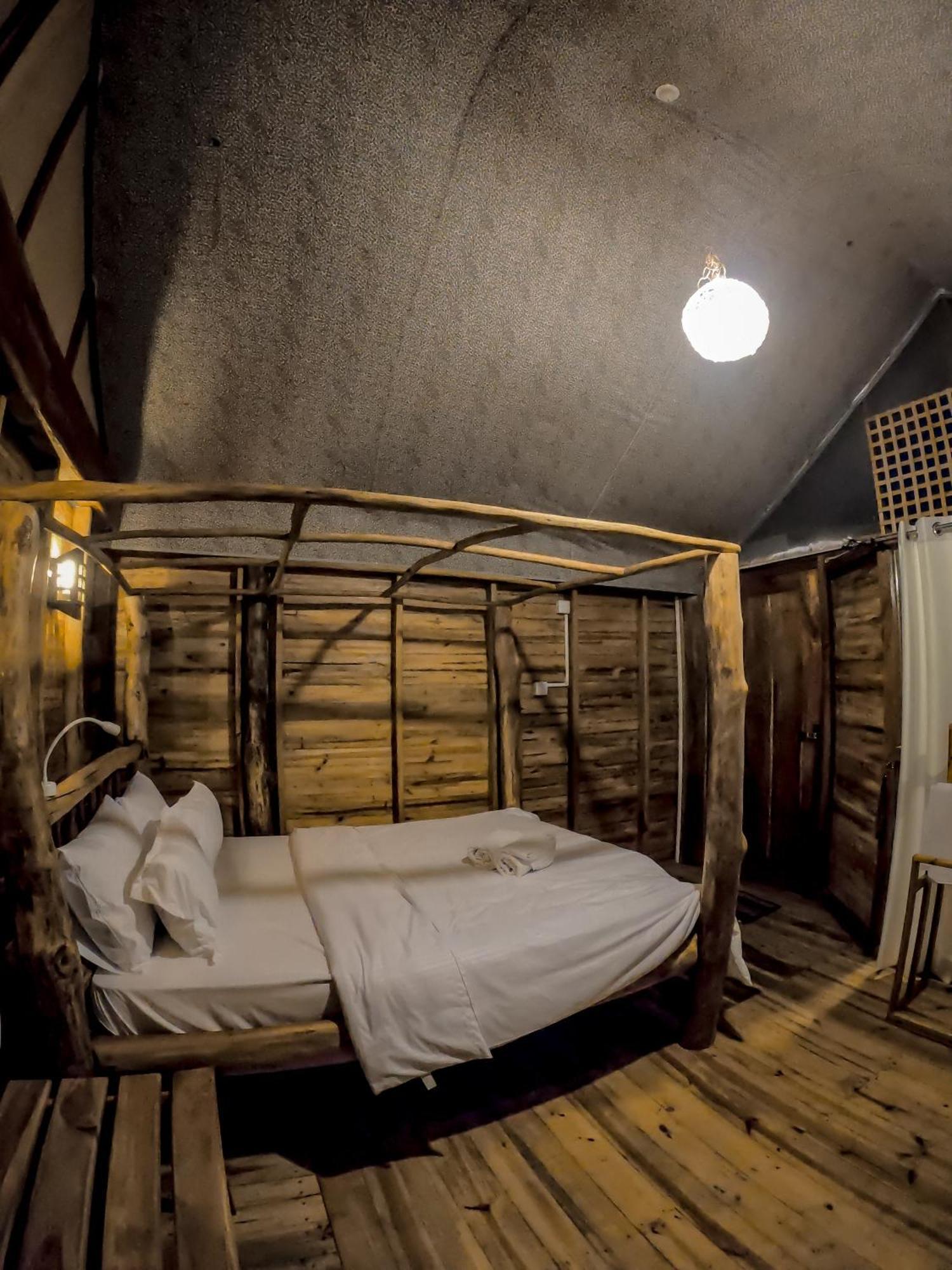 Lamiaceae Wood Cabin 埃拉 外观 照片