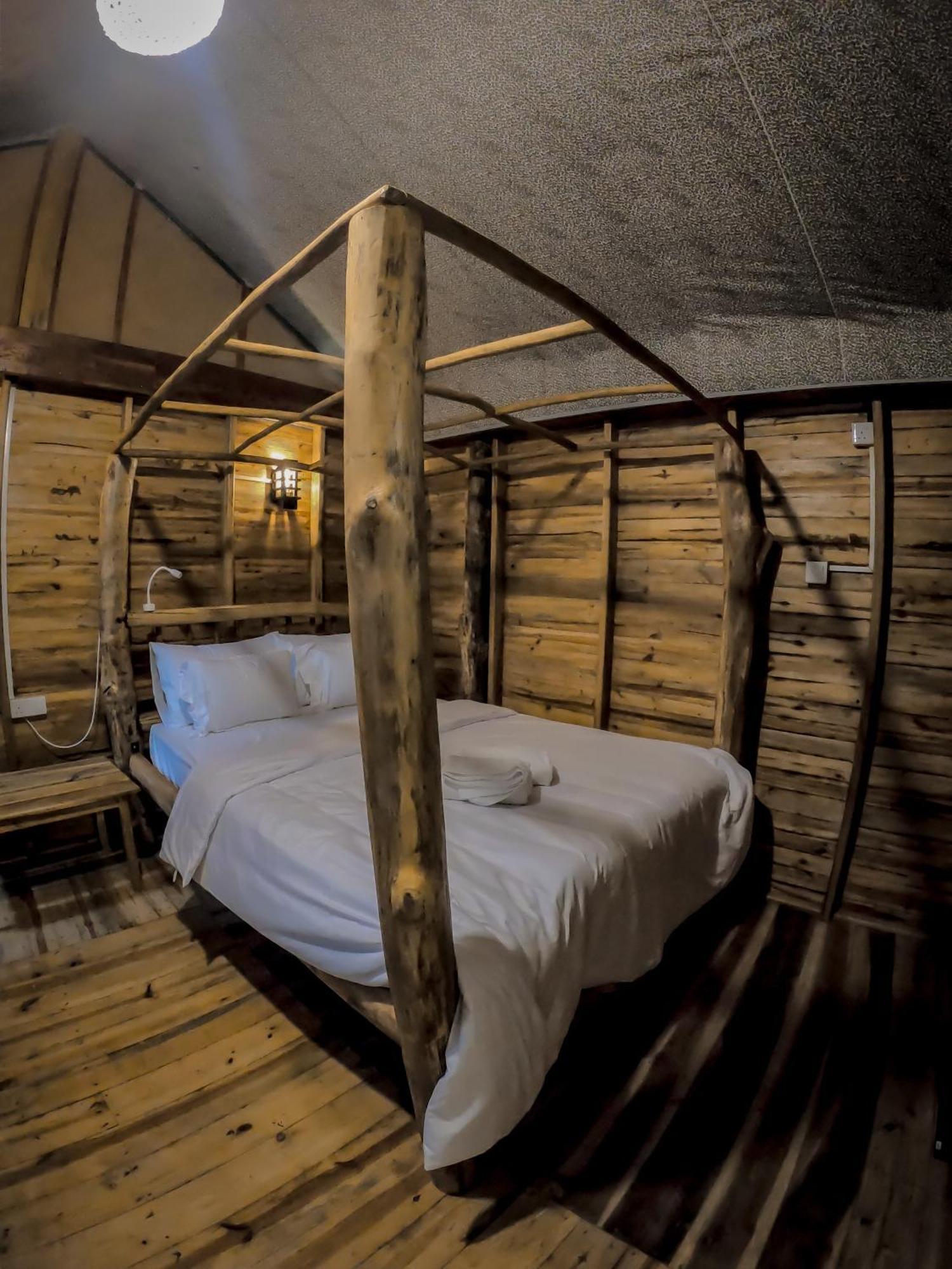 Lamiaceae Wood Cabin 埃拉 外观 照片