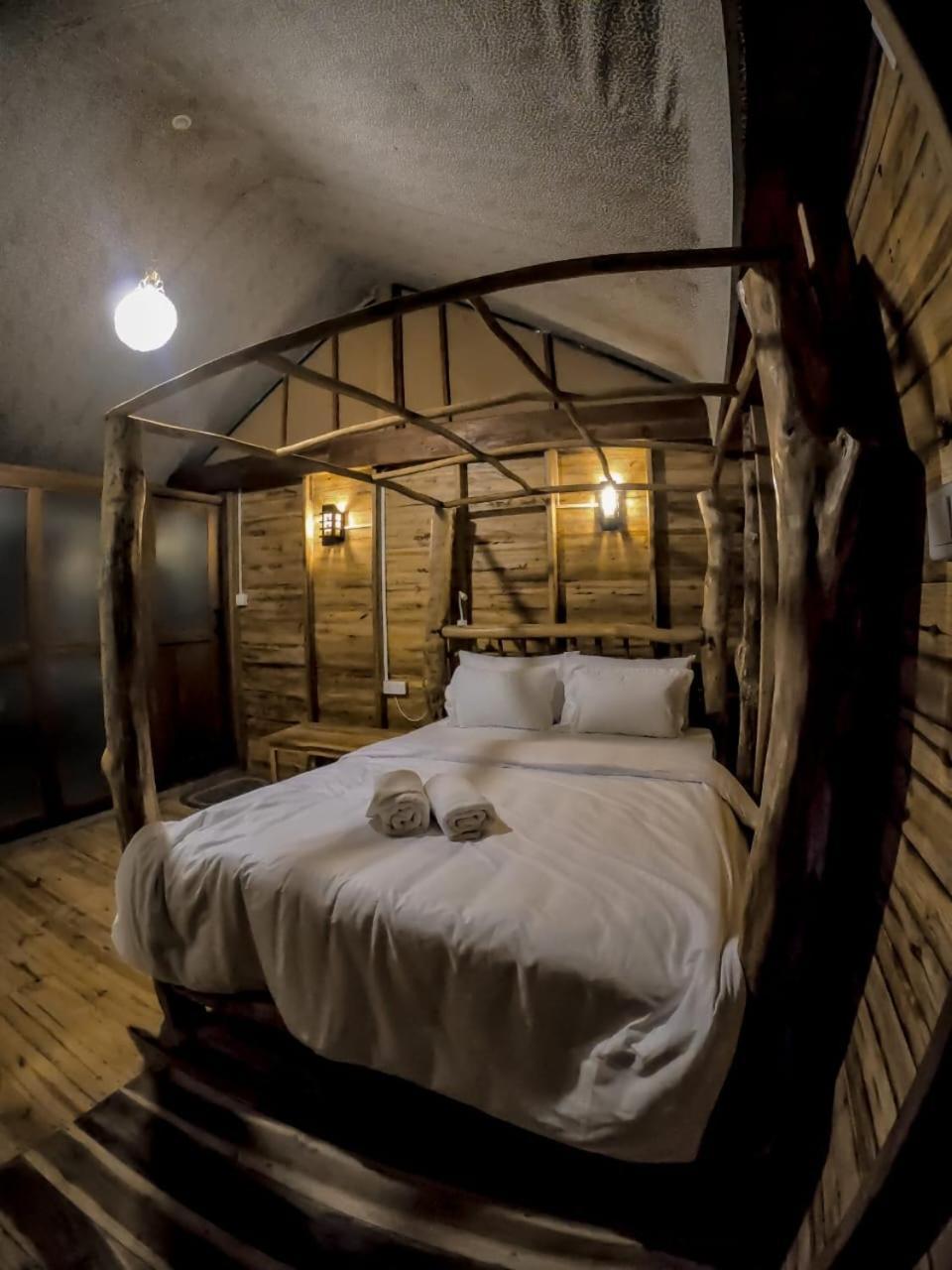 Lamiaceae Wood Cabin 埃拉 外观 照片